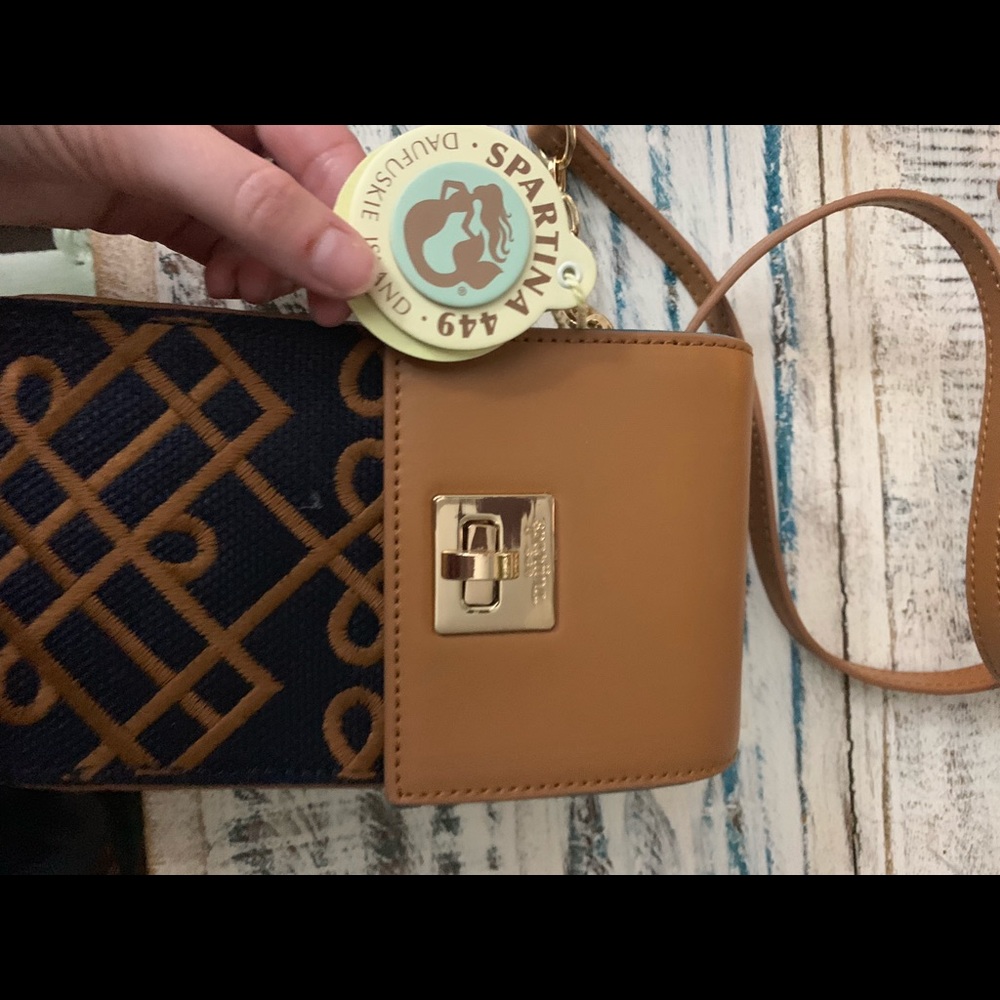 Spartina 449 NWT Mareena Margot Phone Crossbody